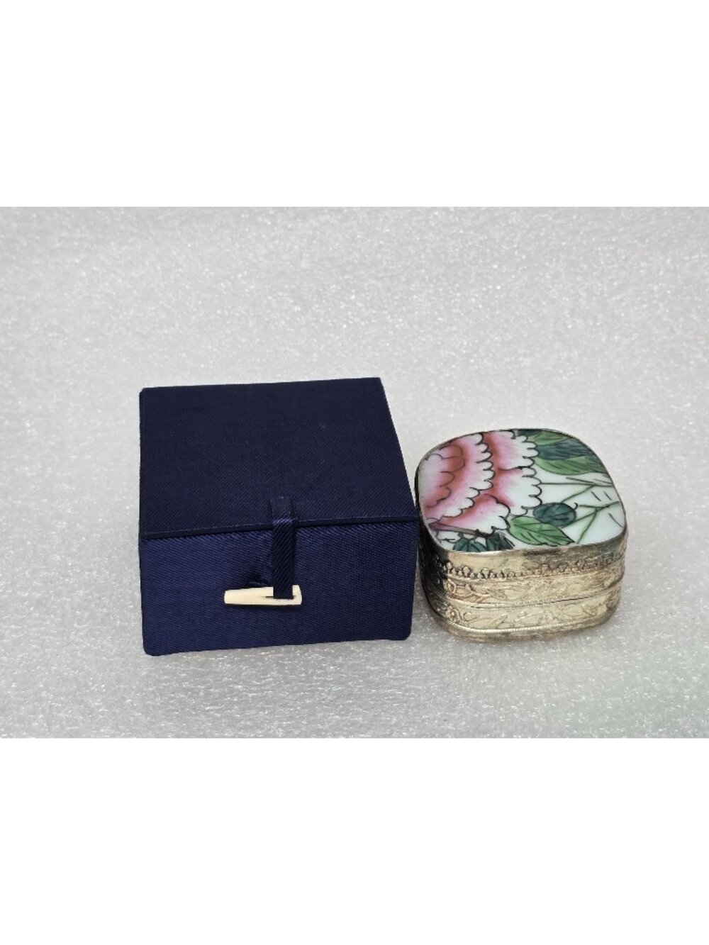 Vintage Hand Painted Chinese Floral Porcelain Silver Tone Trinket Pill Box
